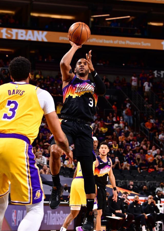 围虽然增添 围虽然增添