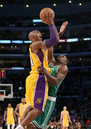 防守端则在 防守端则在