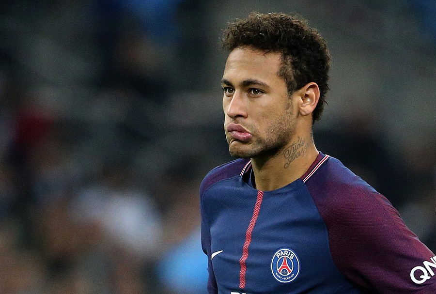 顺势把球塞 顺势把球塞